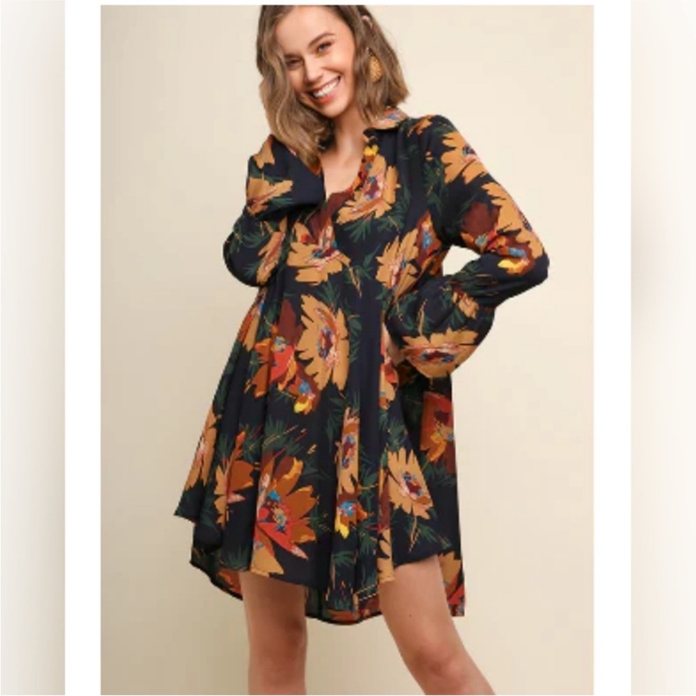 Umgee Floral Tunic Shift Dress in navy